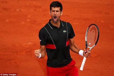 Roland Garros: Djokovic cáu giận, A.Zverev tiếp tục "sống khổ"