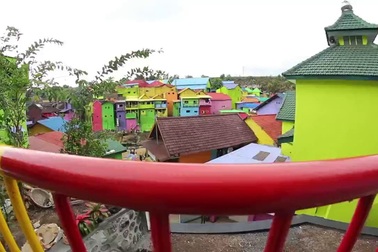 Lóa mắt với sự biến hóa kỳ diệu của khu làng ổ chuột