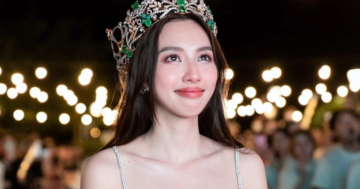 Hoa hậu Thùy Tiên: Từ vương miện đổi đời đến vế...
