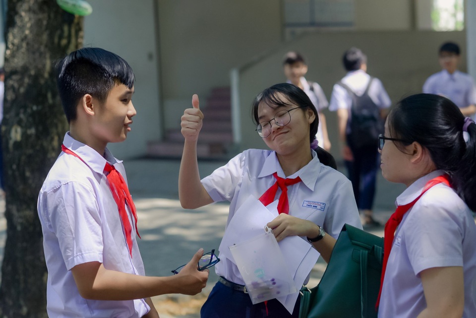 Ý nghĩa của lời khen vào đề Văn tuyển sinh lớp 10 tại Đà Nẵng - 2 Ý nghĩa của lời khen vào đề Văn tuyển sinh lớp 10 tại Đà Nẵng - 2
