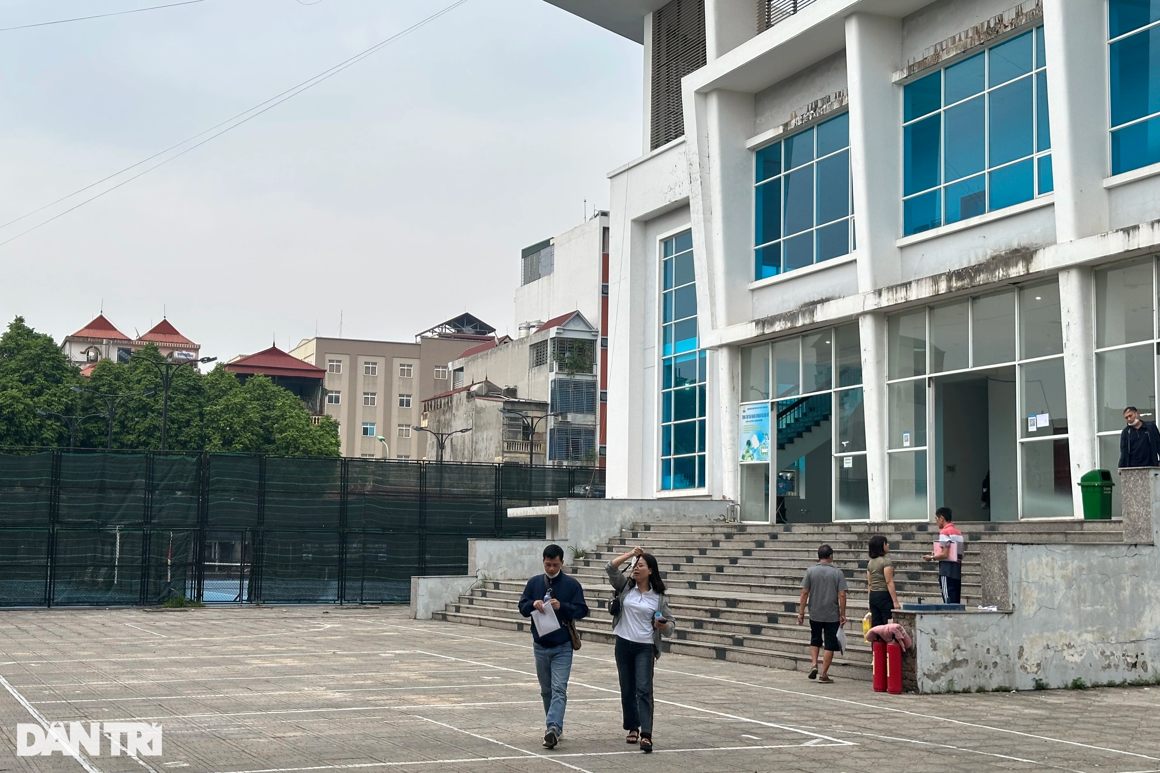 Leilão de terras do distrito de Hoai Duc: maior prêmio vencedor: 15 bilhões de VND/lote - 1 Đấu giá đất huyện Hoài Đức: Giá trúng cao nhất 15 tỷ đồng/lô - 1