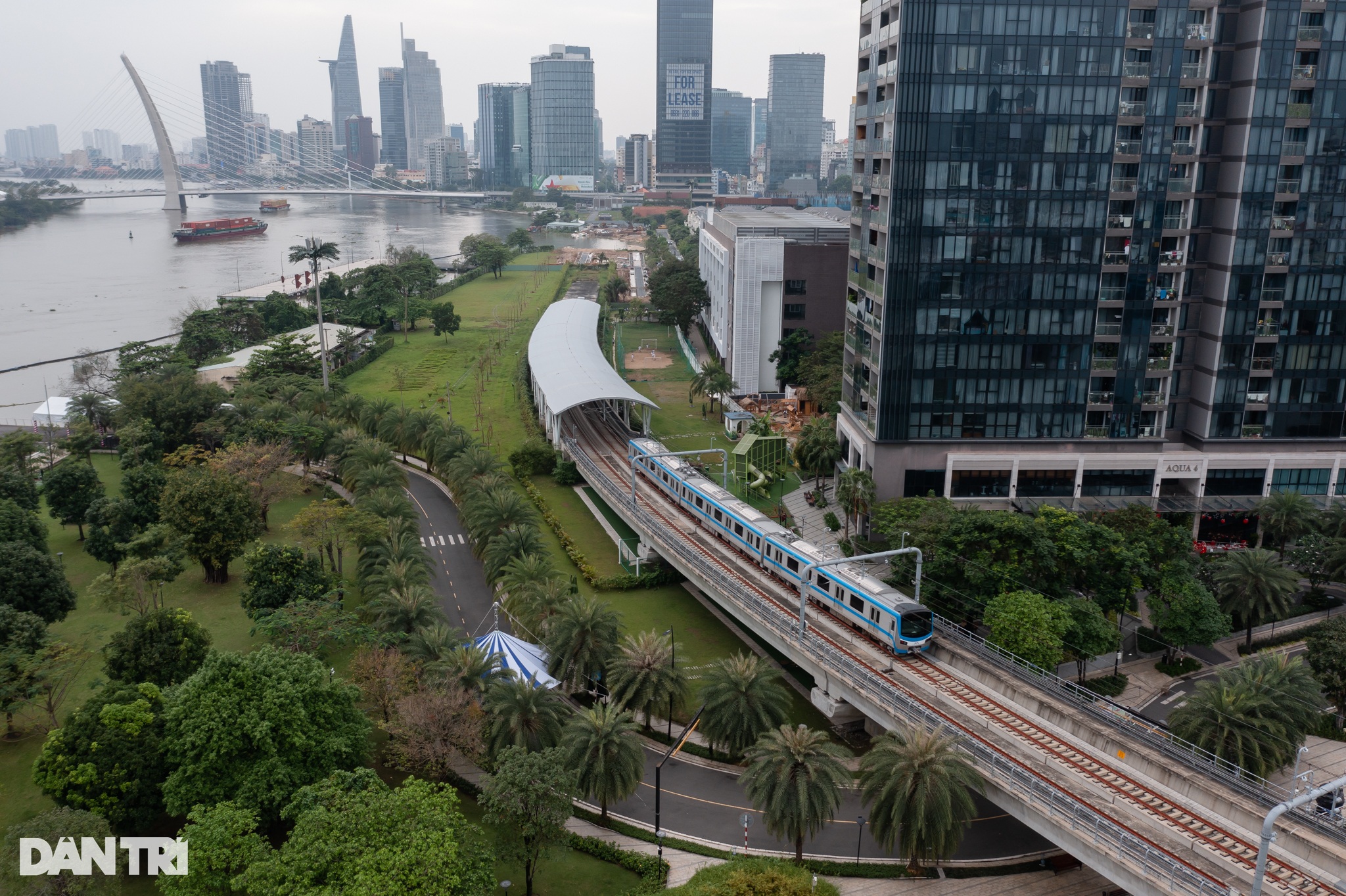 Diện mạo tuyến metro đầu tiên của TPHCM trước ngày vận hành - 1