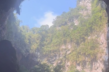 1 triệu người xem vị khách Hà Lan thám hiểm hang Sơn Đoòng ở Quảng Bình