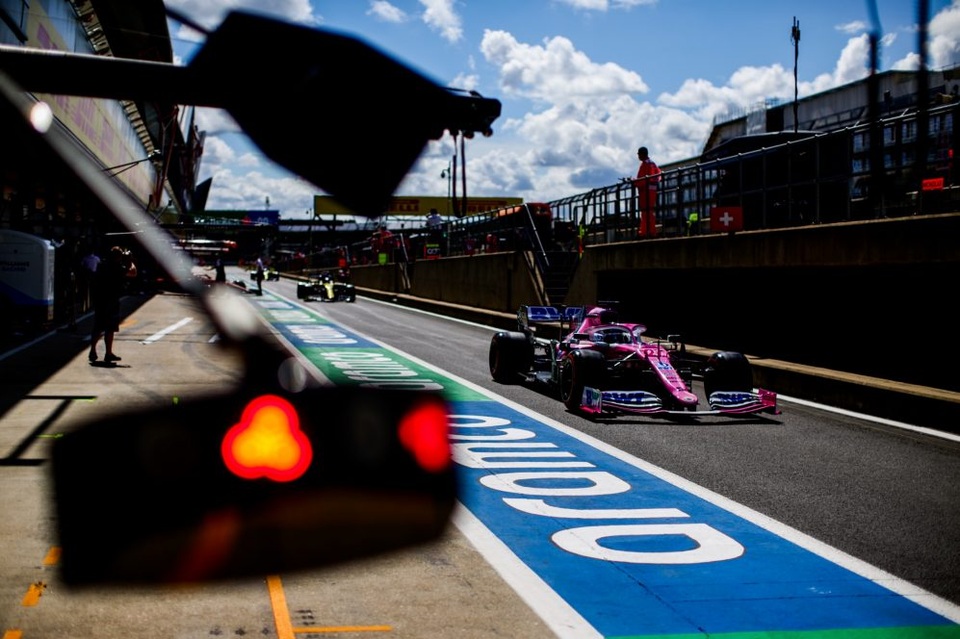 British GP 2020: Gay cấn tột độ, Lewis Hamilton lê lết cán đích - 2 British GP 2020: Gay cấn tột độ, Lewis Hamilton lê lết cán đích - 2