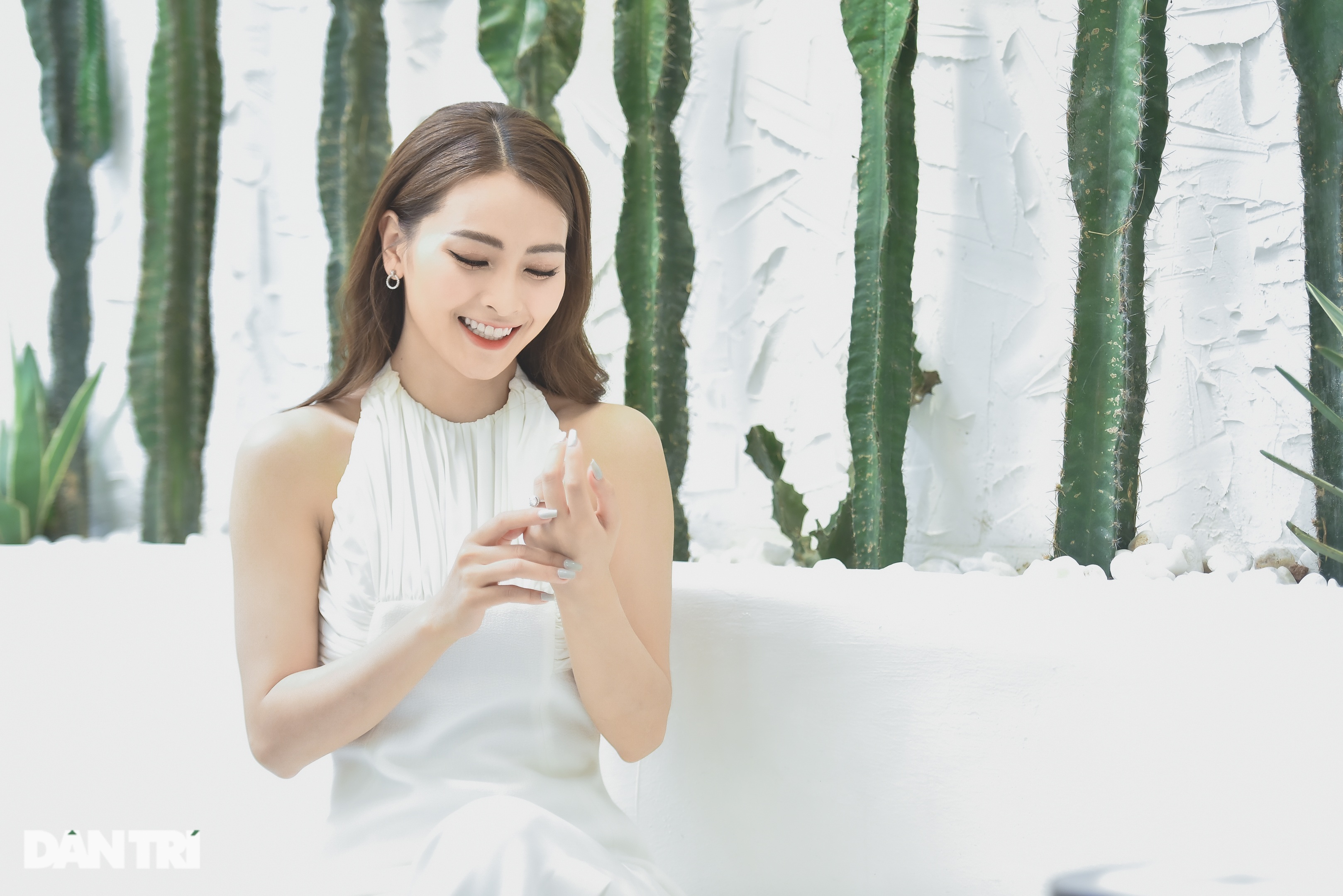 Huyền Trang Mù Tạt lần đầu tiết lộ chuyện đời tư và áp lực tại VTV - 6 Huyền Trang Mù Tạt lần đầu tiết lộ chuyện đời tư và áp lực tại VTV - 6