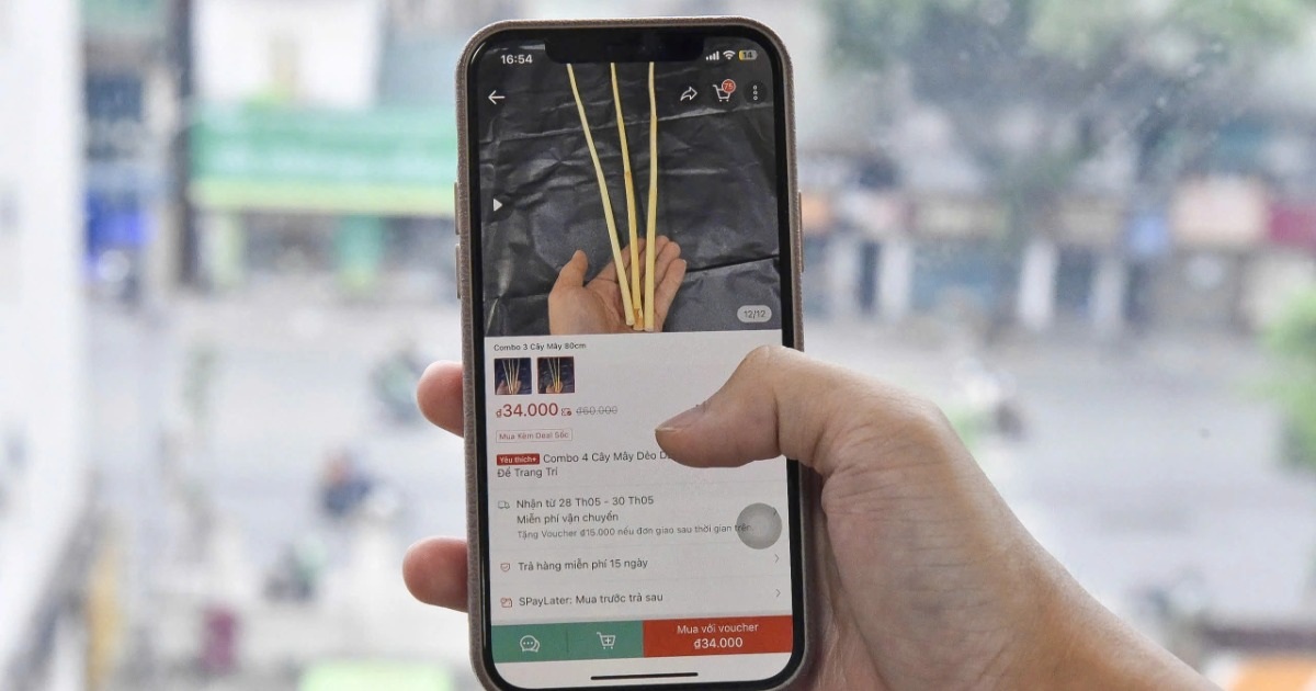 Roi mây cháy hàng trên chợ mạng, cộng đồng tranh cãi kịch liệt