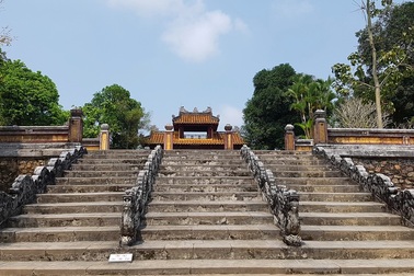 Bí ẩn về lăng mộ của vị vua Nguyễn