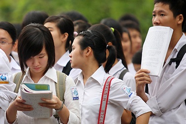 Chính phủ: Bộ GD&ĐT rà soát, chấn chỉnh các vấn đề đang gây bức xúc trong xã hội