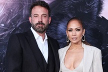 Jennifer Lopez thừa nhận tan vỡ, suy sụp và bế tắc khi ly hôn Ben Affleck