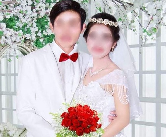 Hình “cưới” của chú rể và cô dâu nhí ở Sóc Trăng.