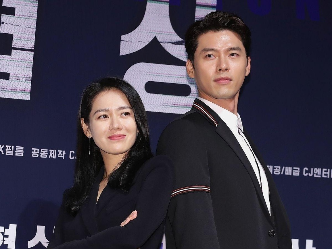 Vì sao Hyun Bin và Son Ye-jin phải hạ cánh bên nhau, không thể khác? - 8 Vì sao Hyun Bin và Son Ye-jin phải hạ cánh bên nhau, không thể khác? - 8