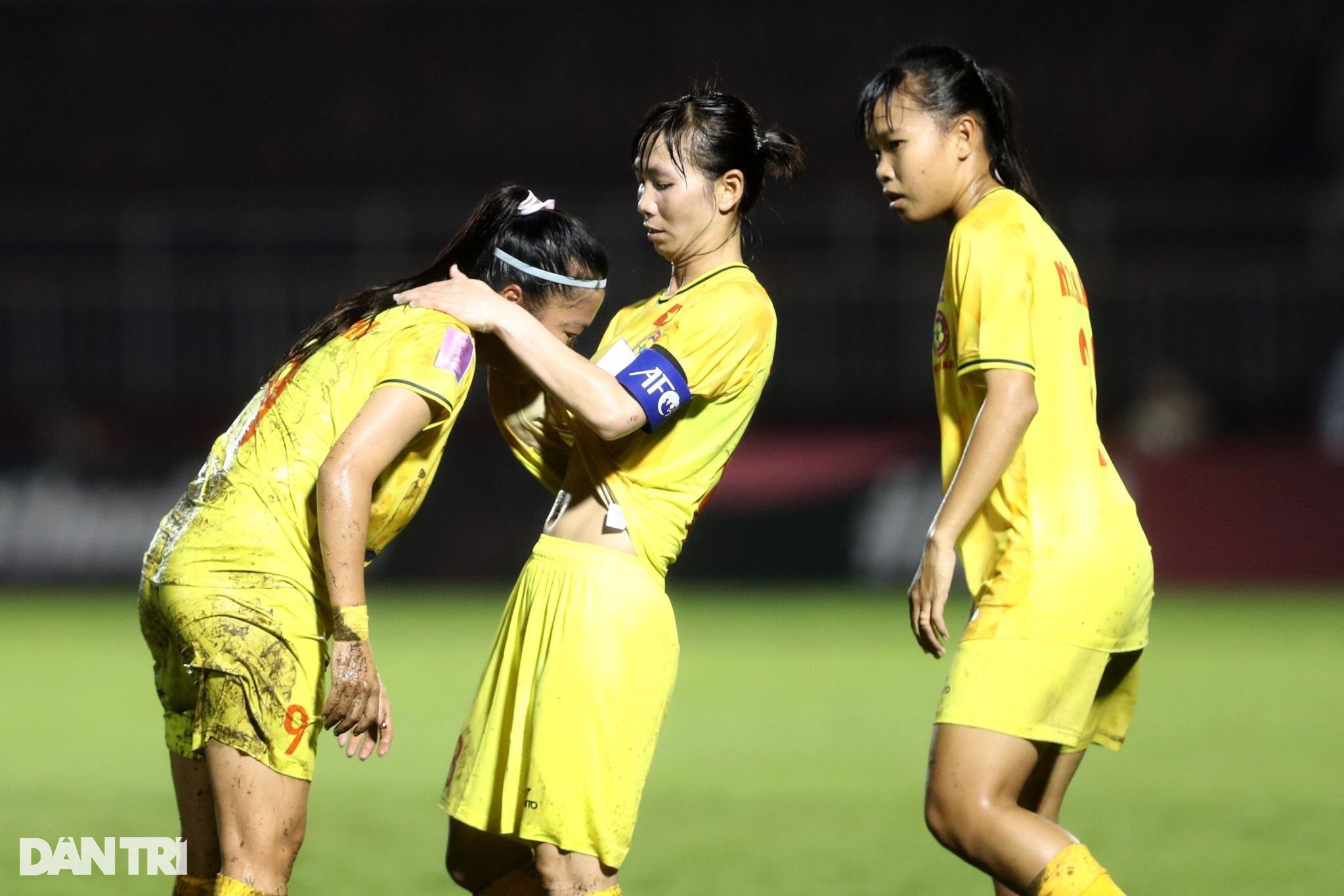 Người hùng futsal nữ Việt Nam: Chiến thắng Thái Lan luôn rất ngọt ngào - 5 Người hùng futsal nữ Việt Nam: Chiến thắng Thái Lan luôn rất ngọt ngào - 5