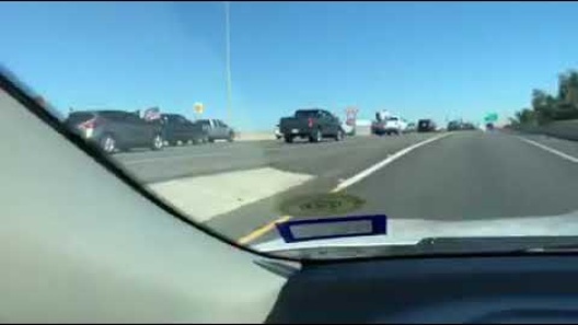 Người ủng hộ ông Trump bao vây xe tranh cử, ông Biden phải hủy sự kiện