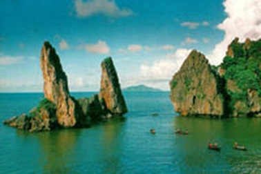 Một Việt kiều "tặng" hòn Phụ Tử 1 tỉ đồng