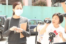 Con gái “rơi” của Thành Long tự sát “hụt”?