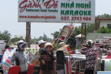  Nhà hàng tiệc cưới bốc cháy