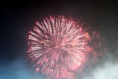 Sẽ bắn pháo hoa tầm cao trong Carnaval Hạ Long 2016