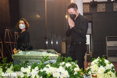 "Nhạc sĩ Ngọc Châu từ cửa tử trở về, chúng tôi vỡ òa, thế mà..."