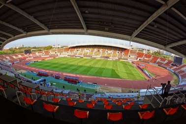 Hình ảnh sân Thammasat trước trận chung kết Thái Lan - Việt Nam