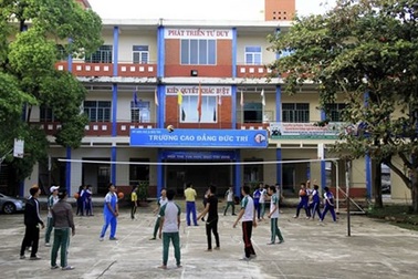 Dừng tuyển sinh hệ cao đẳng, trung cấp liệu có quá muộn?