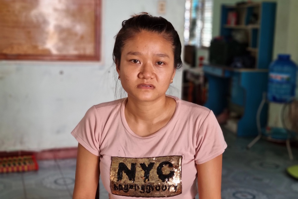 Cô gái nghẹn ngào cầu xin các nhà hảo tâm cứu giúp người cha nghèo khổ - 3 Cô gái nghẹn ngào cầu xin các nhà hảo tâm cứu giúp người cha nghèo khổ - 3