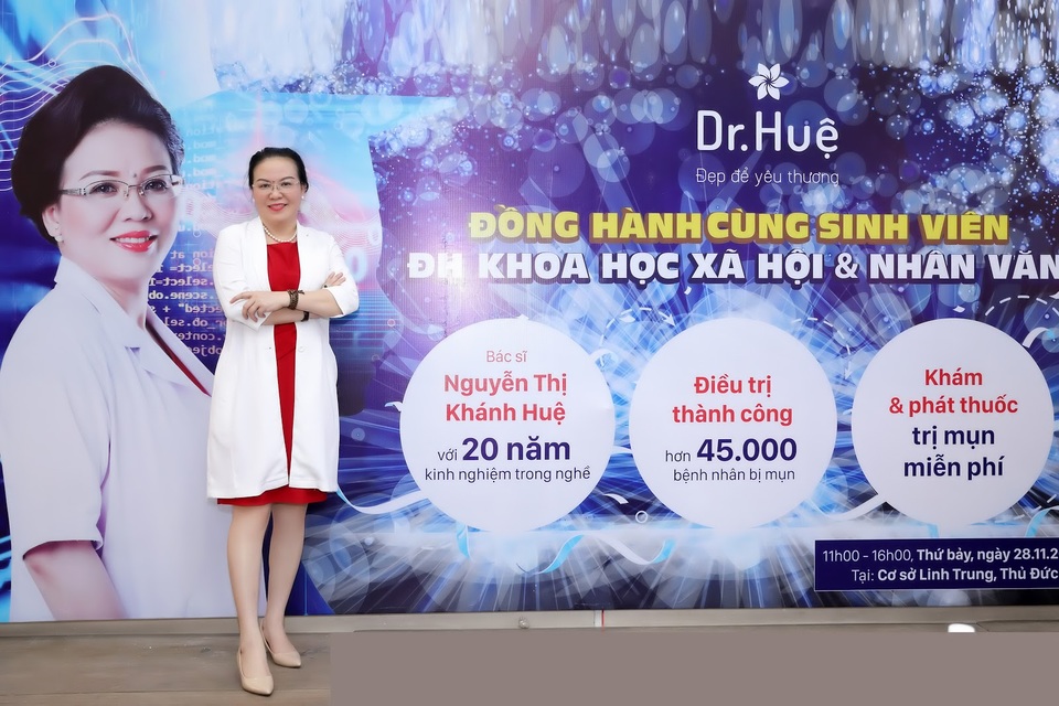 Dr. Huệ đồng hành cùng sinh viên - Trao yêu thương từ sự thấu hiểu! - 1 Dr. Huệ đồng hành cùng sinh viên - Trao yêu thương từ sự thấu hiểu! - 1