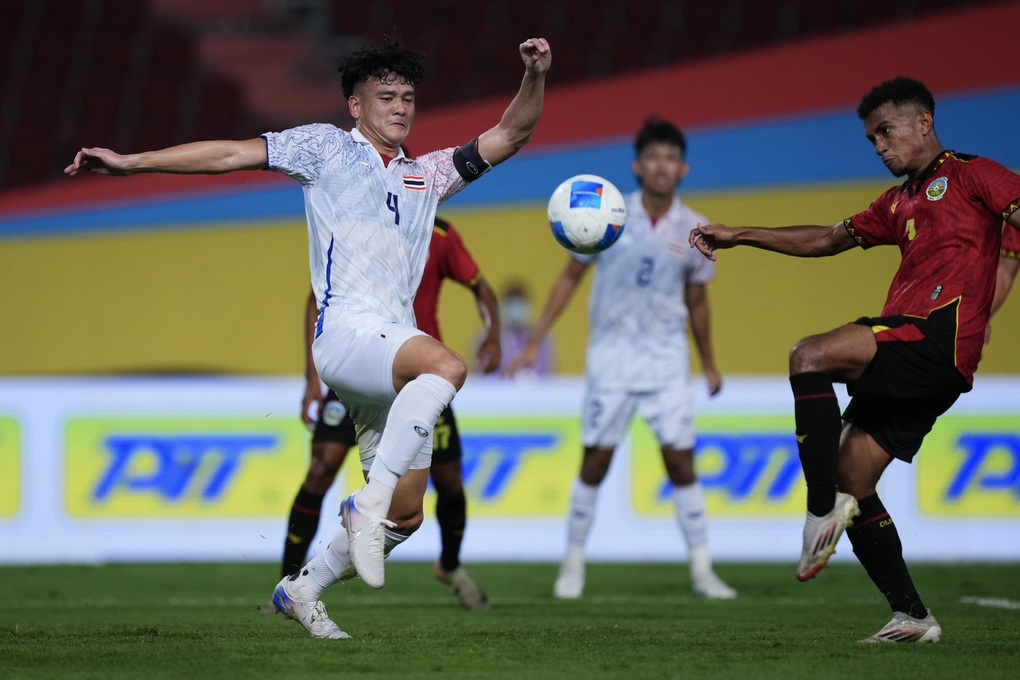 U22 Thái Lan bất ngờ trả 7 cầu thủ về CLB khi SEA Games đang diễn ra - 1 U22 Thái Lan bất ngờ trả 7 cầu thủ về CLB khi SEA Games đang diễn ra - 1