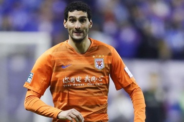 Lo sợ virus corona, nhiều ngôi sao thế giới muốn rời Trung Quốc