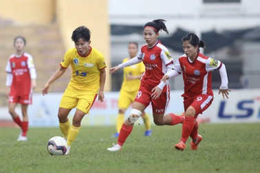 TPHCM I kém Hà Nội I một điểm trước trận "chung kết" bóng đá nữ quốc gia