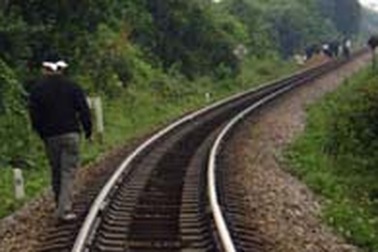 Đi chơi xuân, một học sinh bị tàu hỏa tông chết