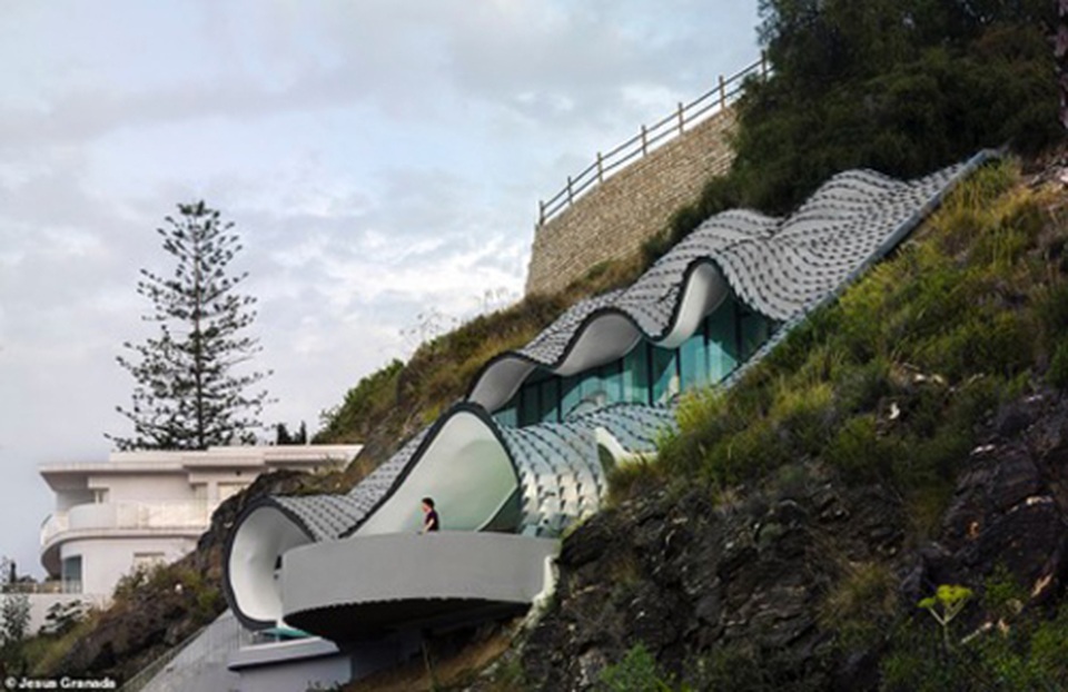 Sống trải nghiệm trong những ngôi nhà độc, lạ “chống lại trọng lực” - 12