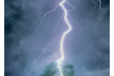 Tránh những cái chết oan uổng vì sét đánh!