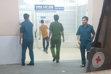 Nam bệnh nhân nghi nổ súng tự sát trong bệnh viện