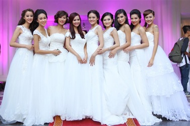 Dàn Hot girl Hà Thành làm cô dâu 