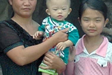 Thương lắm cháu bé 12 tháng tuổi 13 lần nhập viện 