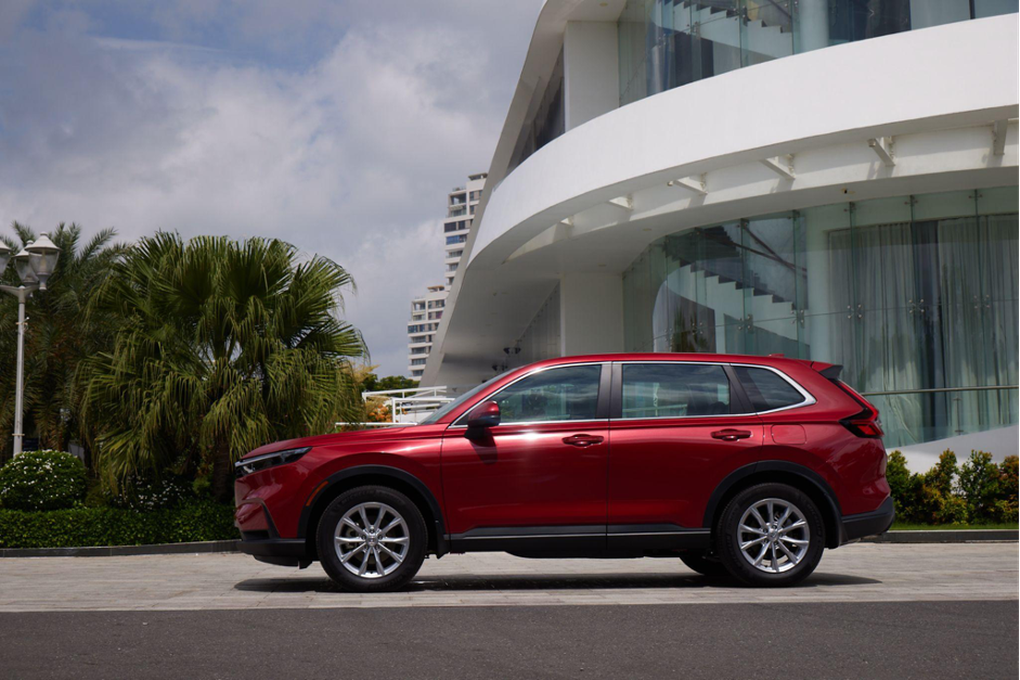 Honda CR-V 2024: Lựa chọn đáng cân nhắc dành cho các gia đình Việt - 4 Honda CR-V 2024: Lựa chọn đáng cân nhắc dành cho các gia đình Việt - 4
