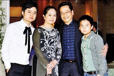 Bật mí người bạn đời của “ông trùm” Phan Quân phim “Người phán xử”