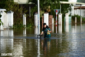 Hai hồ chứa nước ở Lâm Đồng tăng xả tràn, cảnh báo nguy cơ ngập vùng hạ du