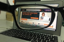 Thu thuế kinh doanh qua Facebook: Không thể dựa trên sự tự nguyện