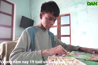 Cuộc sống của 2 cha con "người rắn" ở Quảng Nam bây giờ