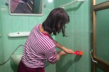 Giáo viên tất tả làm thêm ngày Tết