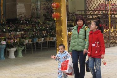 Đợt không khí lạnh cuối cùng tràn về, Tết Hà Nội ấm áp 
