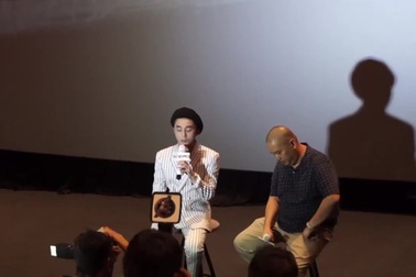 Sơn Tùng ra mắt MV Âm thầm bên em