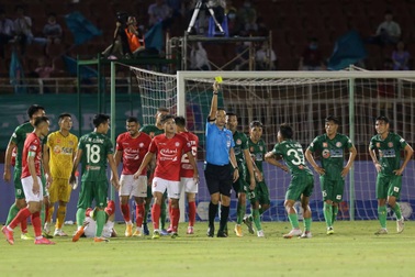 Bị "tố" thiếu lịch sự, trọng tài Ngô Duy Lân "kêu oan"