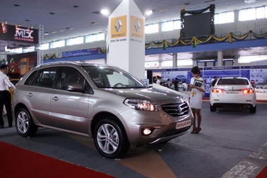AutoExpo 2013 âm thầm khai mạc tại Hà Nội
