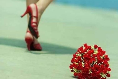 Tôi dâng hiến và buồn tủi... 