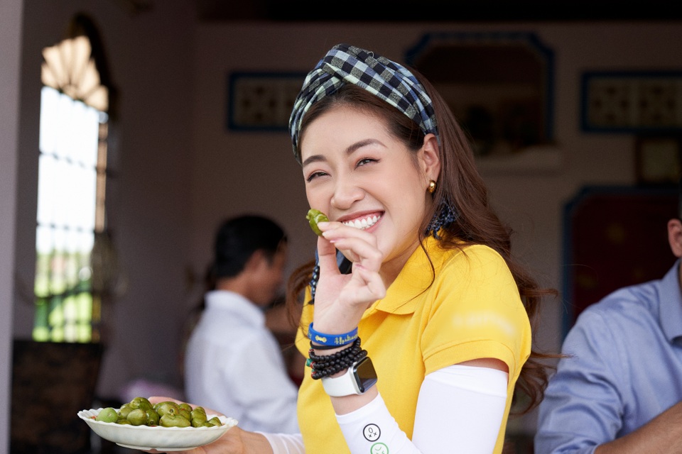 Hoa hậu Khánh Vân khoe mặt mộc xinh đẹp trải nghiệm cuộc sống miền Tây - 11 Hoa hậu Khánh Vân khoe mặt mộc xinh đẹp trải nghiệm cuộc sống miền Tây - 11