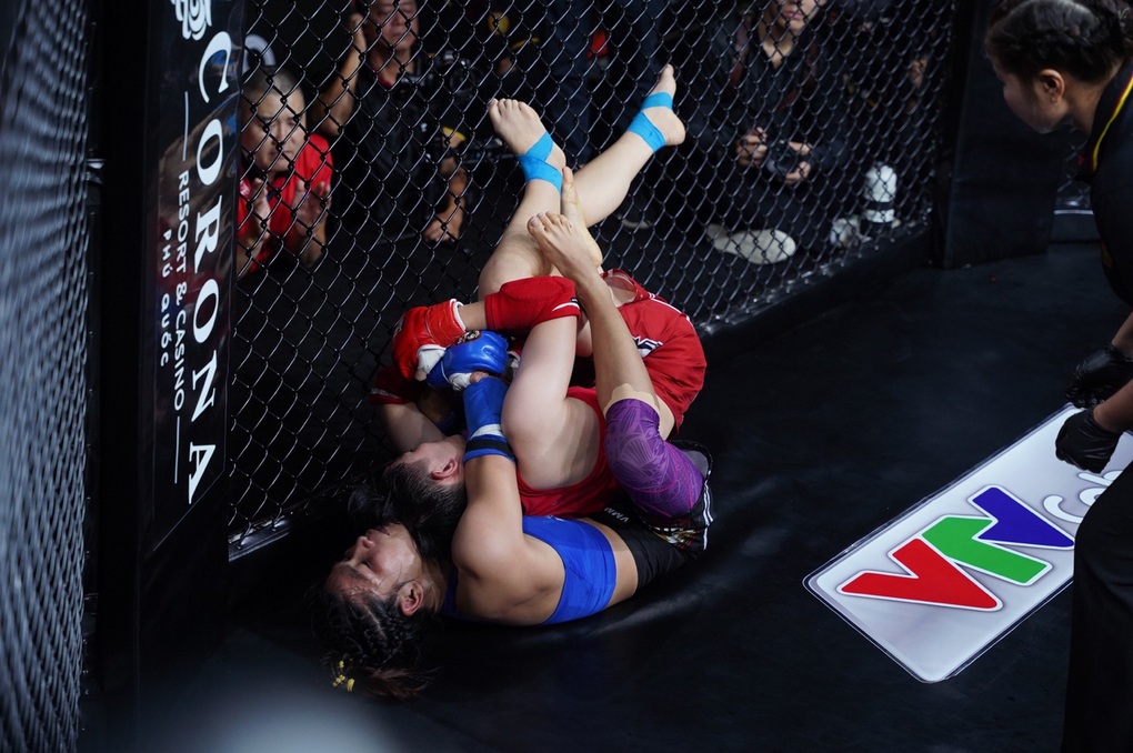 Nhà vô địch MMA Việt Nam bị mẹ giục giải nghệ để lấy chồng - 2 Nhà vô địch MMA Việt Nam bị mẹ giục giải nghệ để lấy chồng - 2