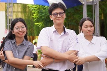 Đề và đáp án môn tiếng Anh thi lớp 10 năm 2025 tỉnh Đồng Nai