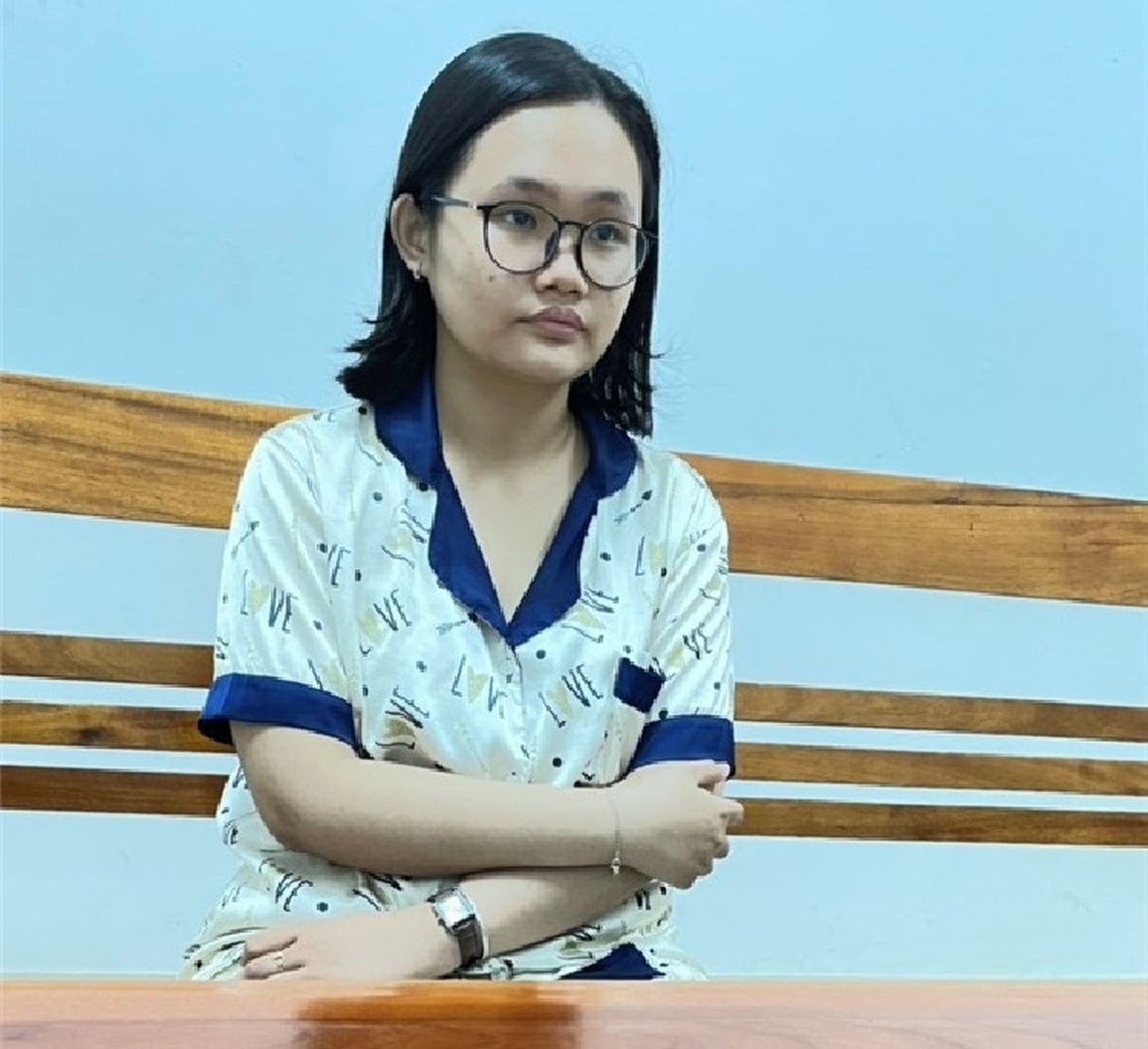 Khởi tố cô gái đầu độc giết cha, tạo hiện trường giả ở Bà Rịa - Vũng Tàu - 1 Khởi tố cô gái đầu độc giết cha, tạo hiện trường giả ở Bà Rịa - Vũng Tàu - 1